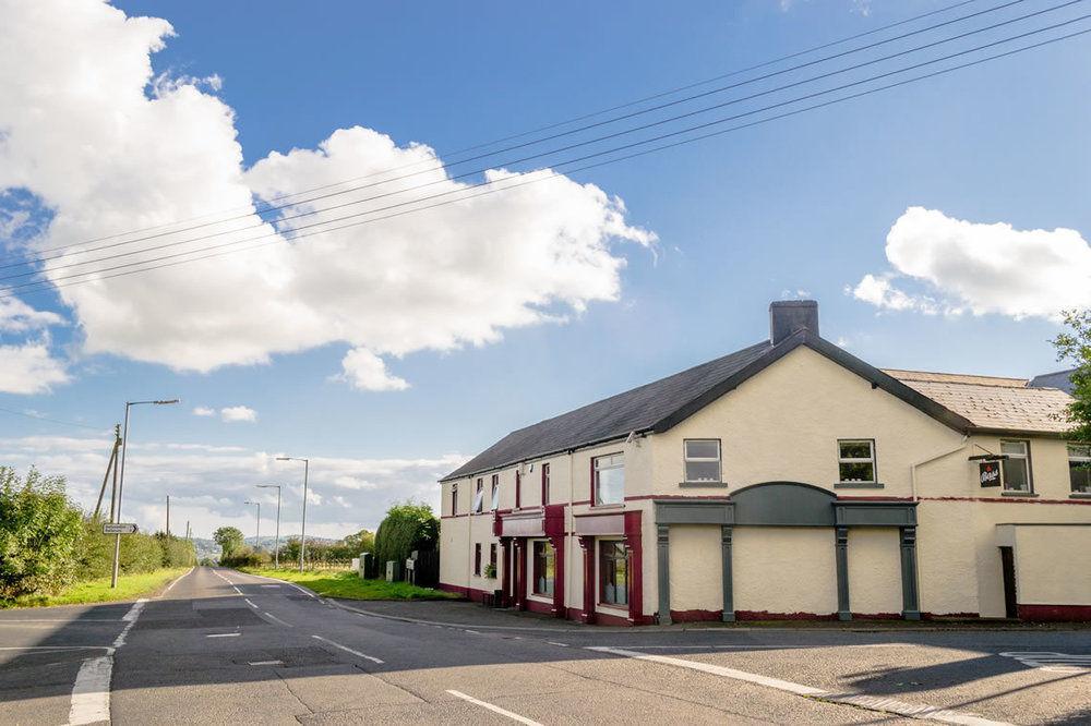 5 Corners Guest Inn Ballyclare Buitenkant foto